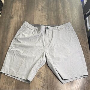 Linksoul Men's Gray Flat Front Shorts